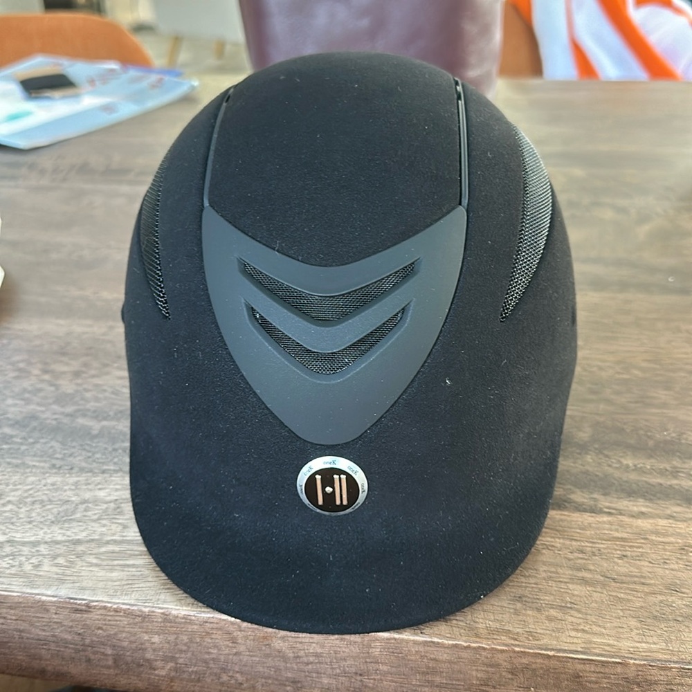 One K velvet riding helmet